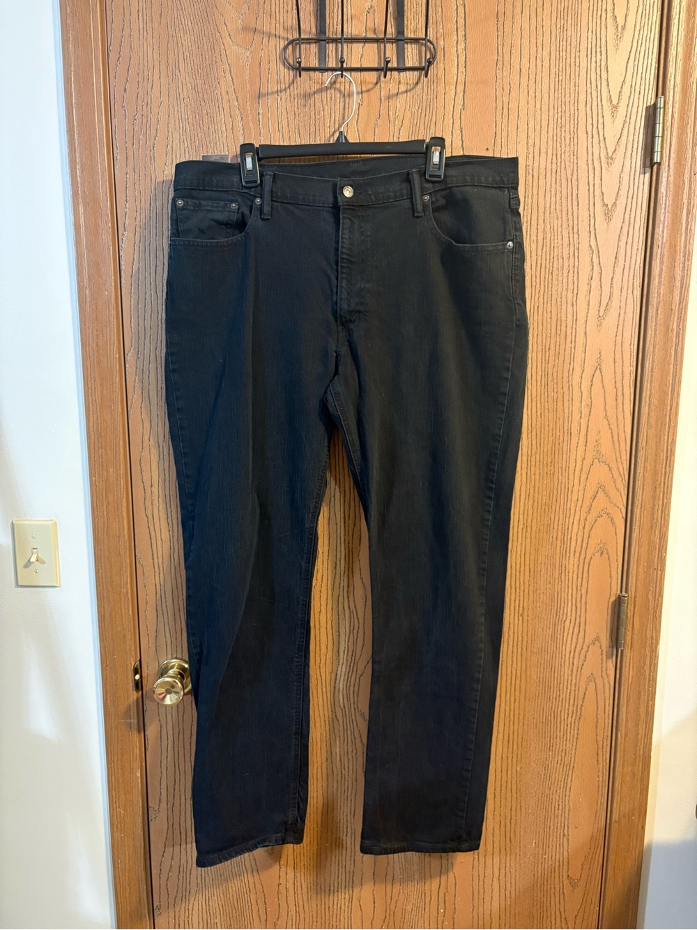 Levi 541 Athletic Taper Men’s Jeans in the Color Native Cali Black- 38x32